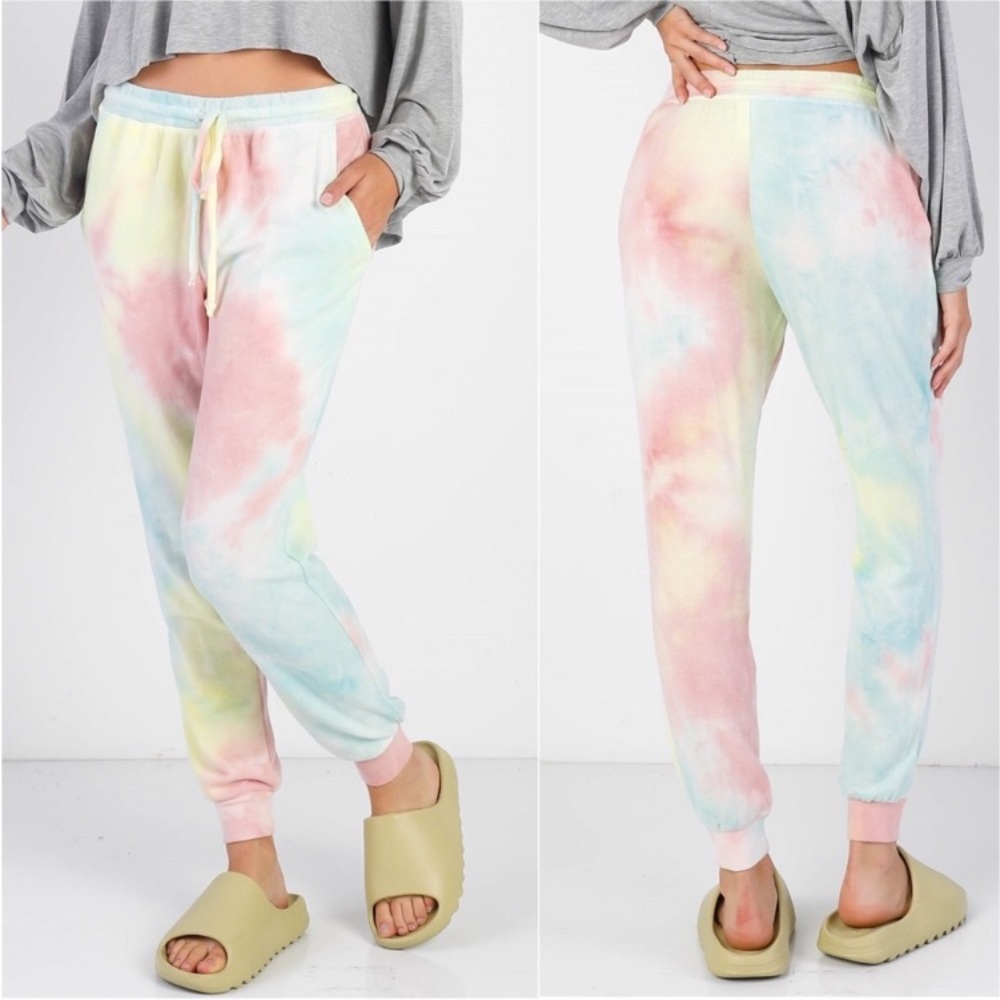 Women’s Cuffed Hem Tie Dye Joggers S